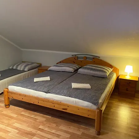 Goscinne Lisa 홈스테이